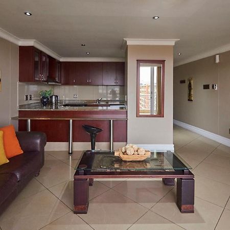 Point Waterfront The Sails Seaview Apartment -- Near Msc Cruise Terminal Durban Bagian luar foto