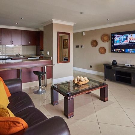 Point Waterfront The Sails Seaview Apartment -- Near Msc Cruise Terminal Durban Bagian luar foto